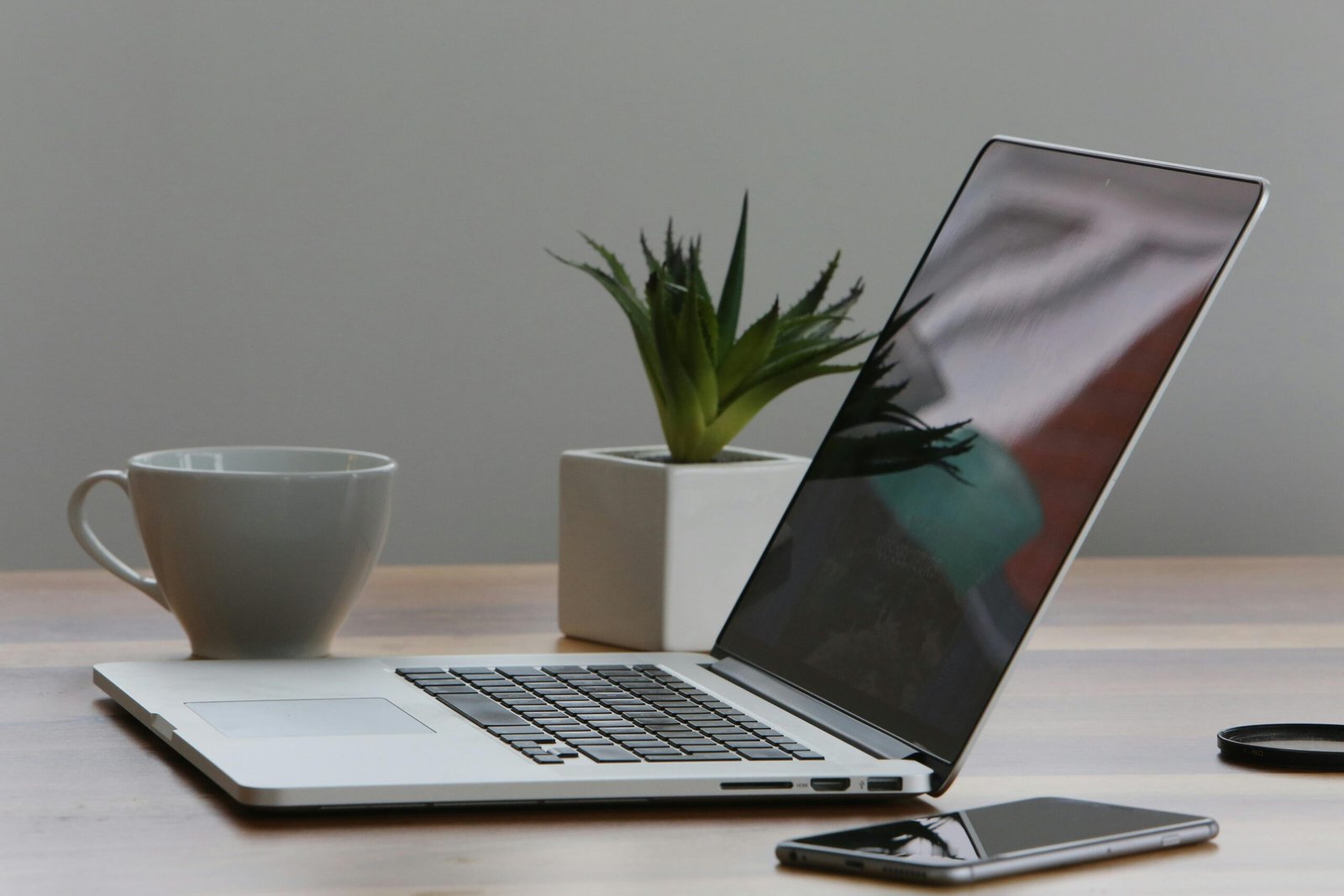 Ordinateur portable pour mesurer son SEO