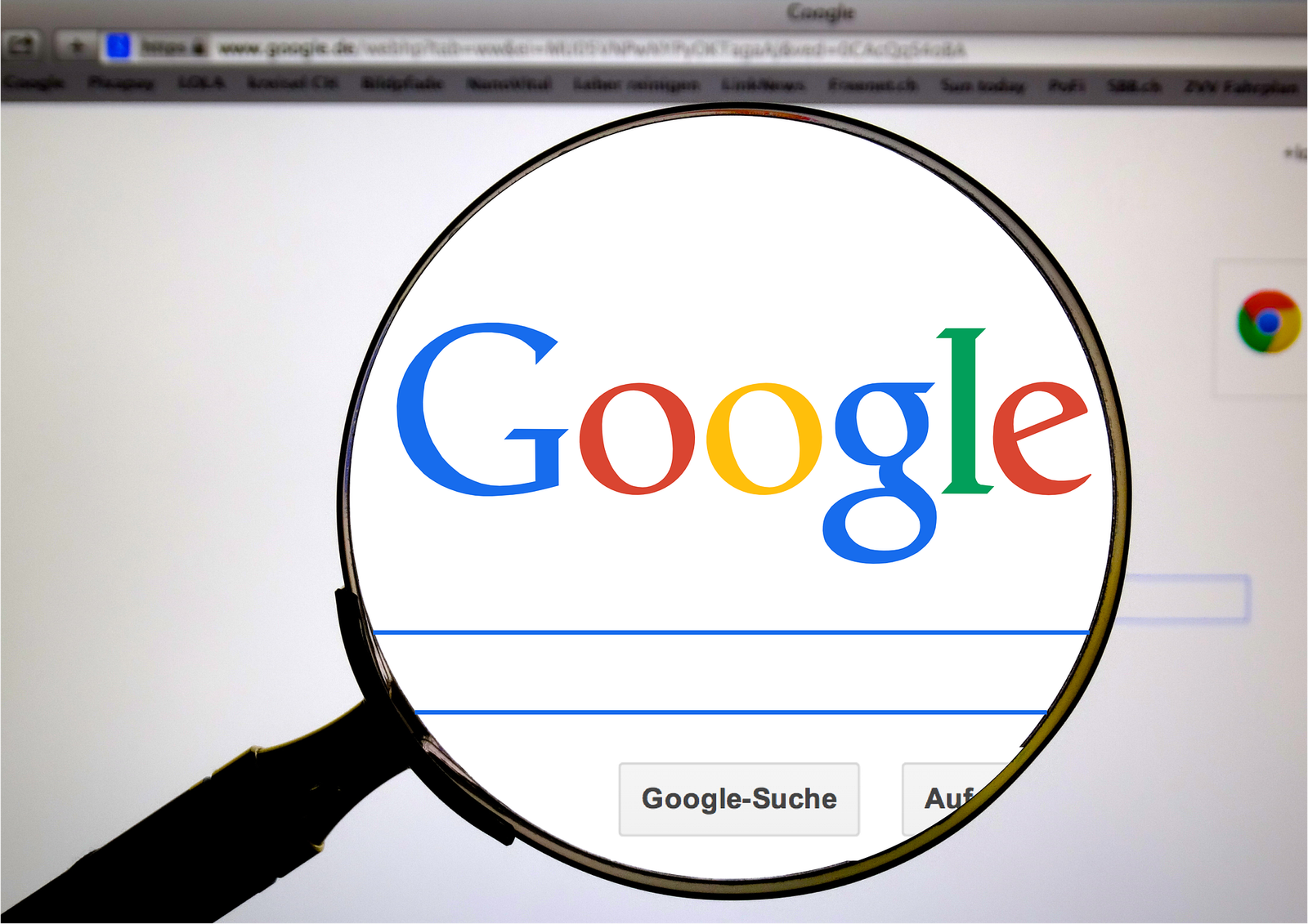 Loupe sur la barre de recherche Google : fiche Google Business Profile
